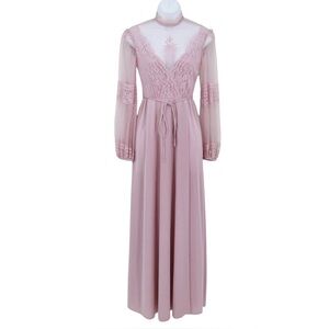 Vintage Elegant Pink Lace Gown